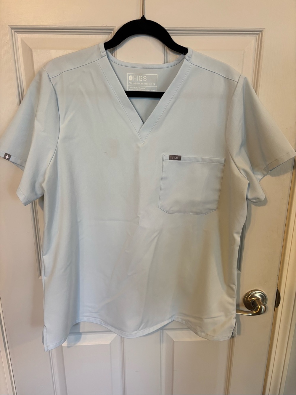 FIGS Open skies top and pant -XL and XL tall